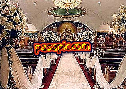 결혼식을 위해 교회를 선택하는 방법 - 결혼식과 파티