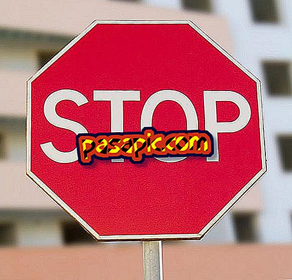 Kako delati pred znakom stop - avtomobilov