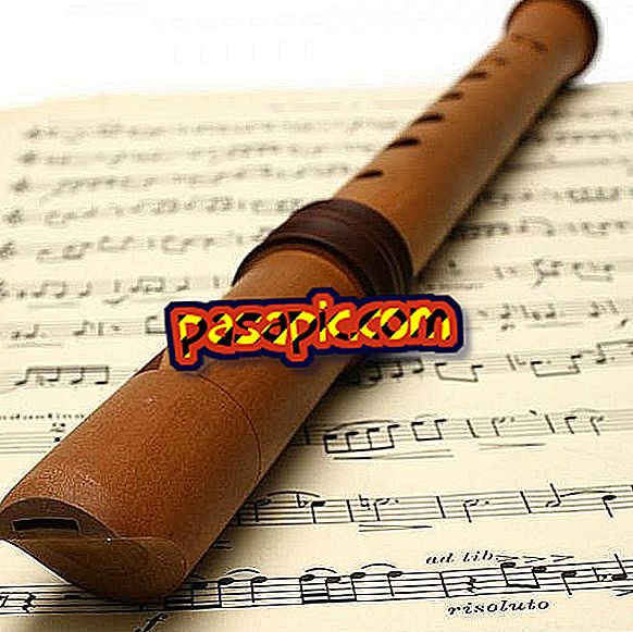 Як грати легкі пісні з флейтою
