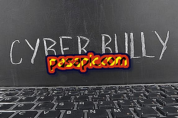 10 tips om cyberpesten te voorkomen - wees een vader en moeder