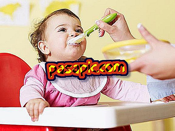 Che bambino di 7 mesi può mangiare - sii padre e madre