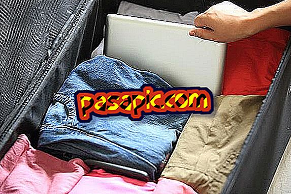 How to make a suitcase with winter clothes - travels